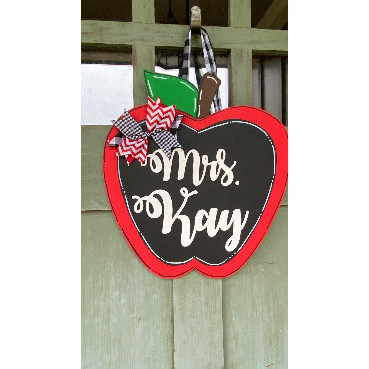 Front Door Sign, Teacher Door Hanger, Apple Chalkboard, Teacher Appreciation Gift, Teacher Gift